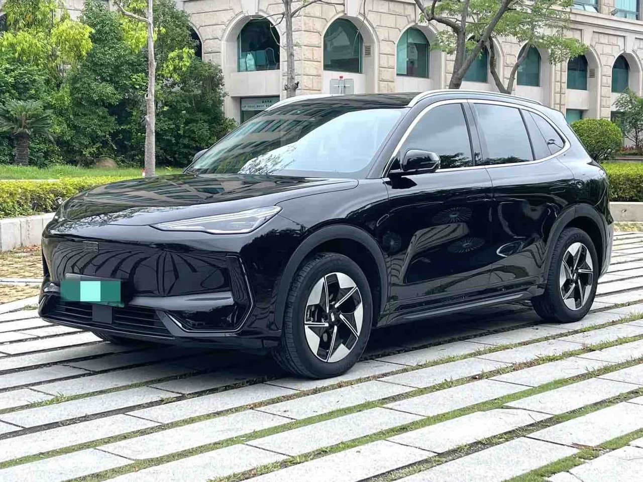 Geely Galaxy 2025 E5