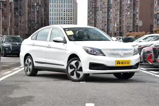 2025 Dongfeng Aeolus E70 EV | 401KM Range | Fully Electric | 5 Seats